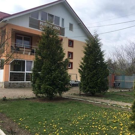 Cazare Ieftina Piatra Neamt Exterior photo