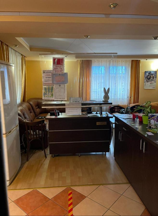 Cazare Ieftina Piatra Neamt Exterior photo