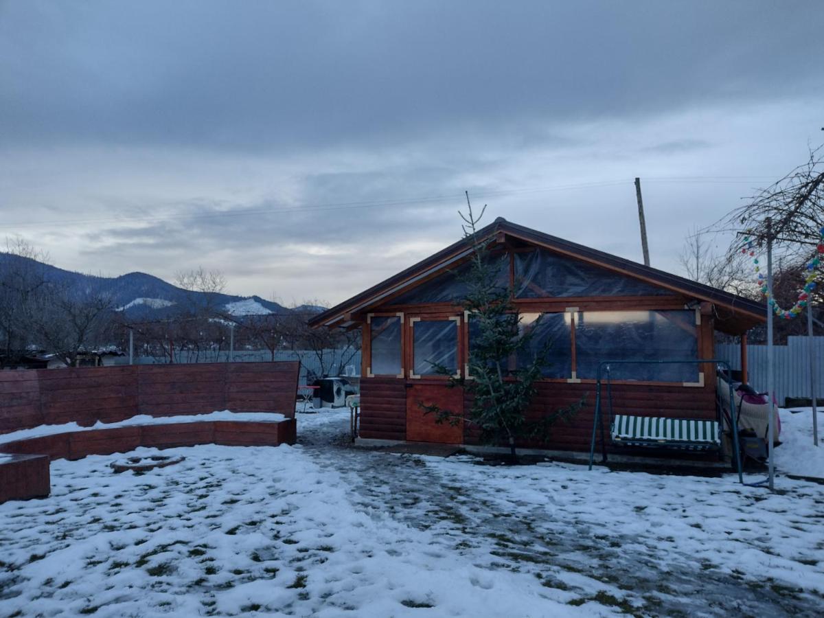 Cazare Ieftina Piatra Neamt Exterior photo
