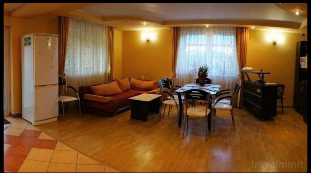 Cazare Ieftina Piatra Neamt Exterior photo